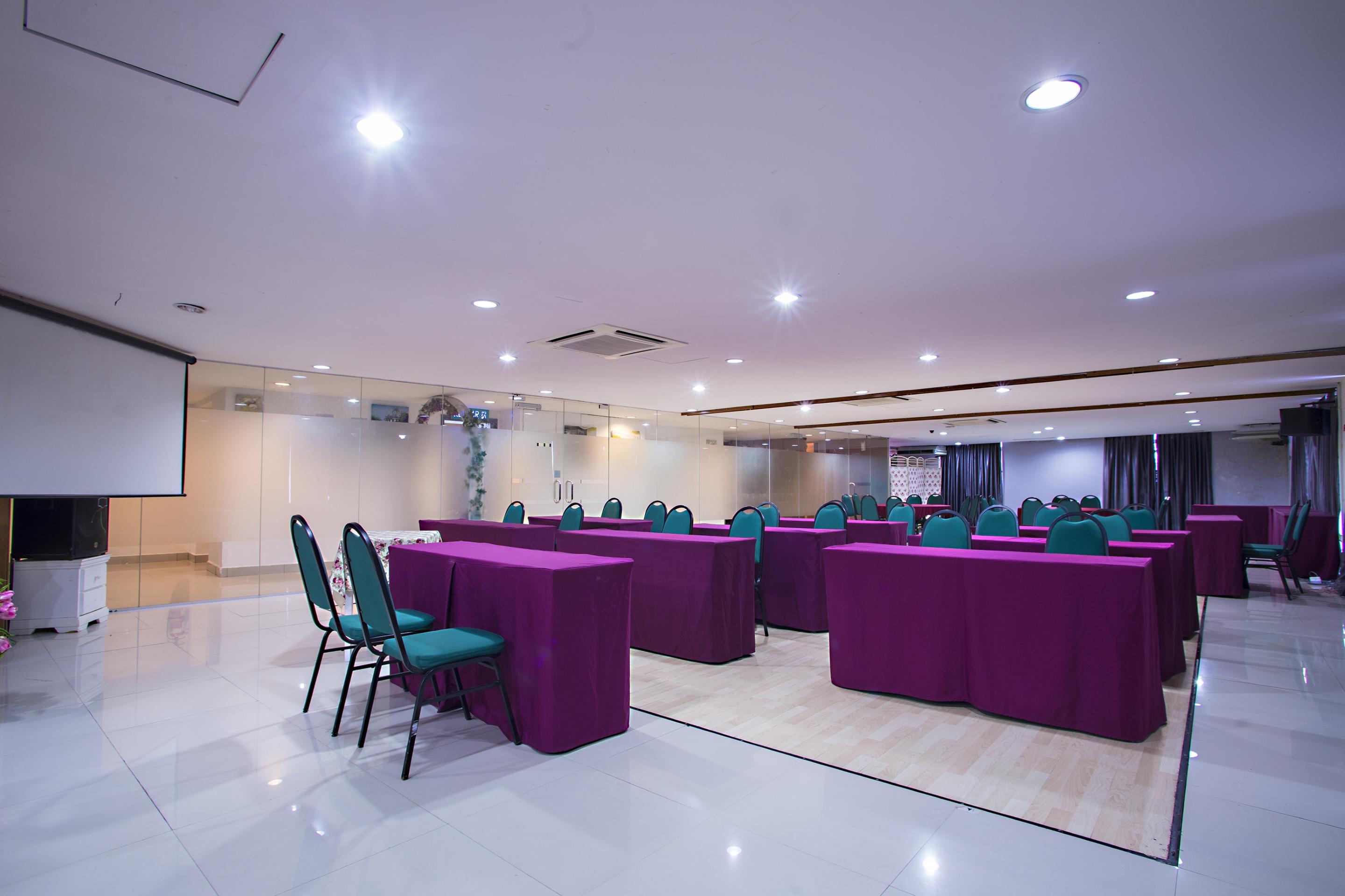 Kk Hotel @ קאג'אנג מראה חיצוני תמונה